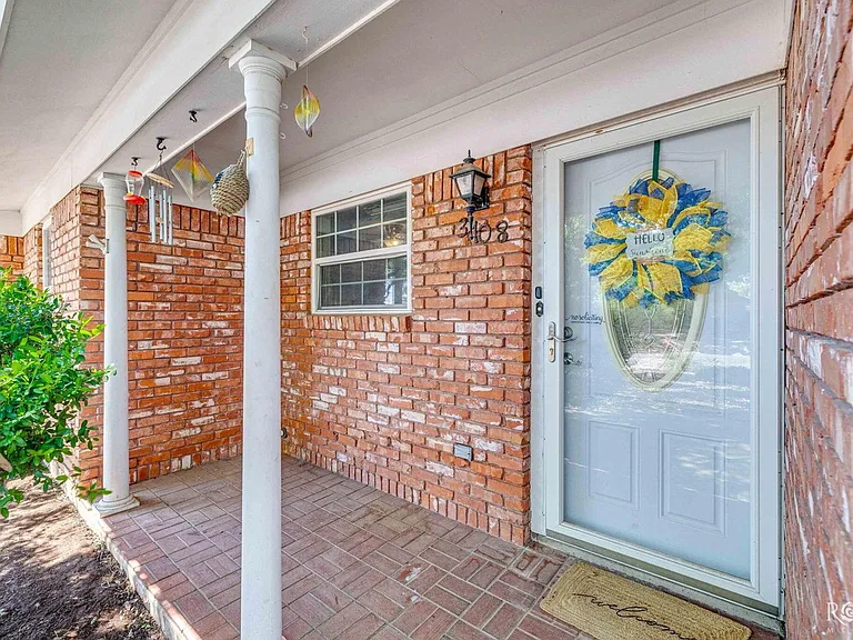 3108 Oak Forest Dr — Photo 7