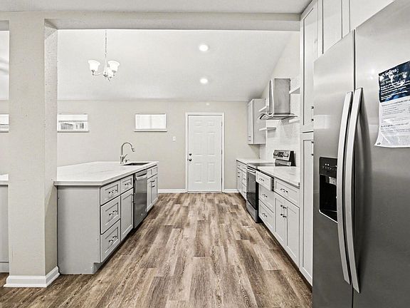 5th image of 10262 Rockcrest Dr