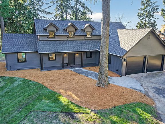 3rd image of 508 Rhododendron Dr