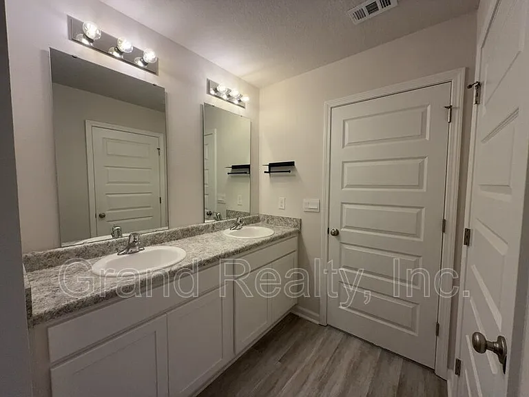 4955 Red Cedar Rd — Photo 11