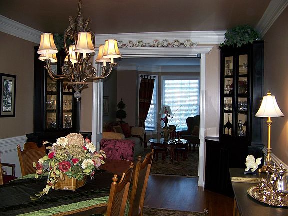 Banquet Sized Dining Room