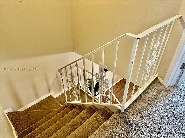 6060 Village Cir #6060 — Photo 18