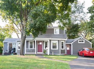 214 Mapleton St, Cranston, RI 02910