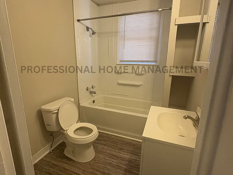 207 Old Mill Rd — Photo 6