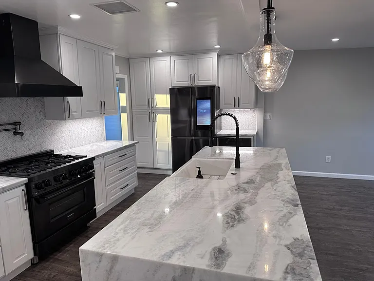 6447 Winona Ave — Photo 6