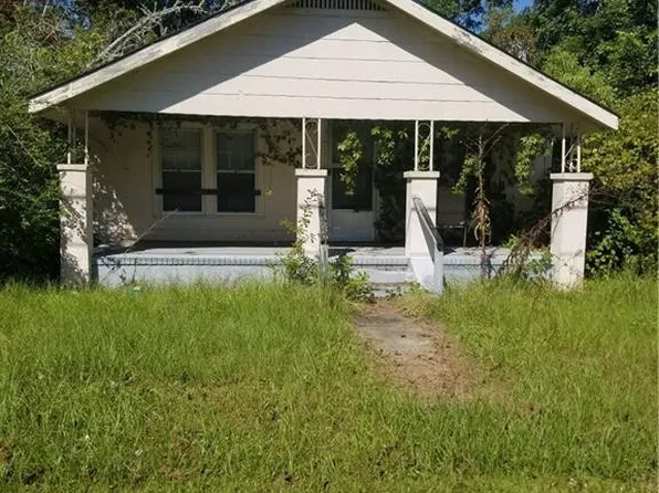 862 Watson St, Blackshear, GA 31516