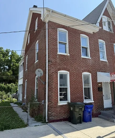 110 Elm St — Photo 10
