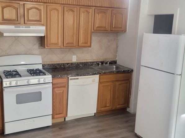 32 Belmont Ave Floor 1