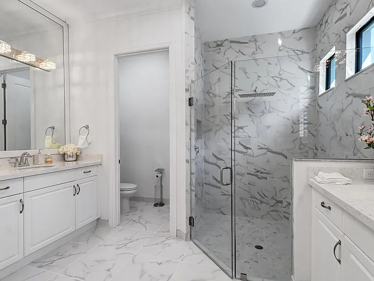 9264 Glenforest Dr — Photo 23