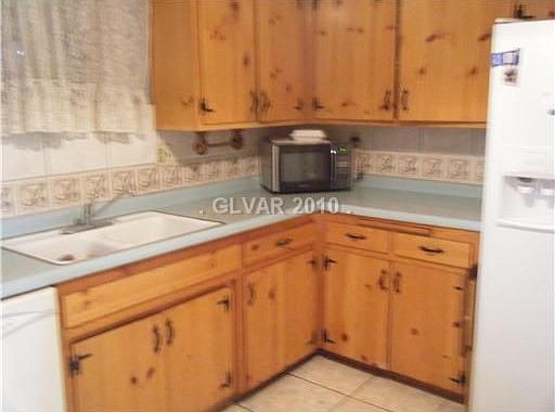 5th image of 4200 El Conlon Ave
