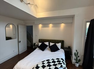 33 Sandford Ave, Toronto, ON M4L2E6