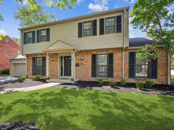 6039 Bayberry Dr, Cincinnati, OH 45242
