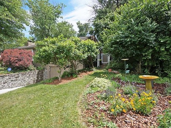 2nd image of 7959 Mitchell Farm Ln