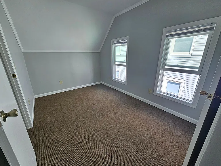 120 North St — Photo 8