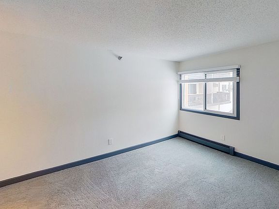 5th image of 200 Winthrop St S #313