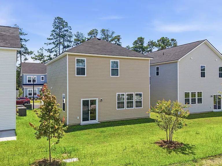 605 Southwind Way — Photo 32