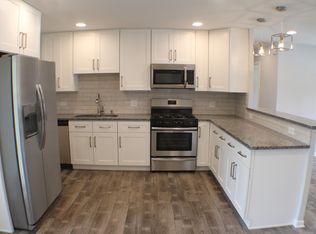508 Dalhart Ave, Romeoville, IL 60446