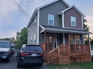 76 Middleton St, Providence, RI 02909