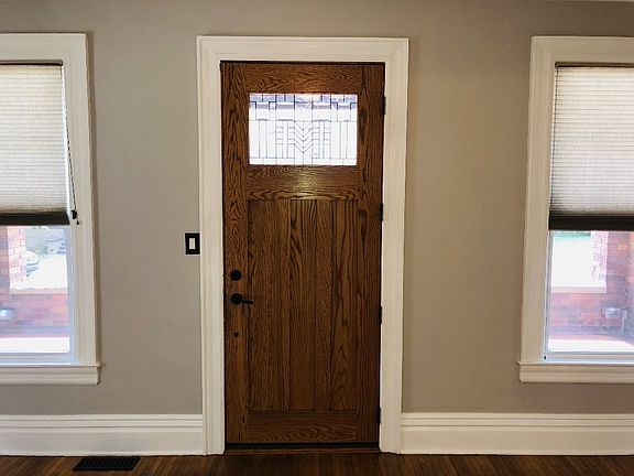 4th image of 124 Belford Ave