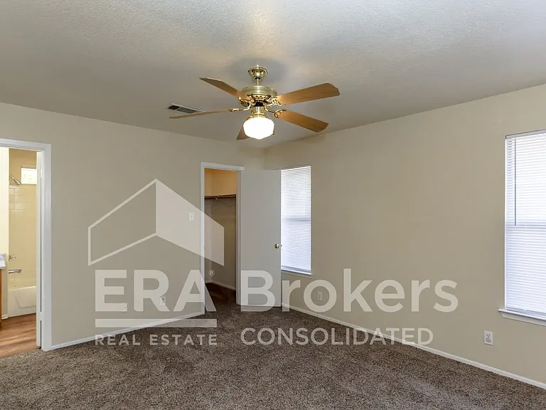 4903 Ridge Cir — Photo 12