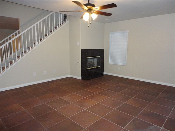 5th image of 537 Uxbridge Dr
