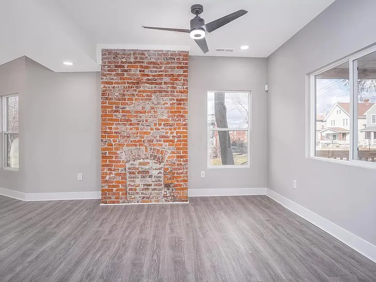 883 Studer Ave — Photo 3