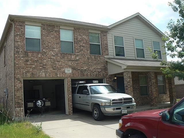 1st image of 708 River Run Dr