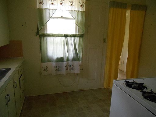 2nd image of 316 NW 25th St