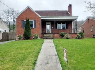504 Memorial Ave, Bluefield, WV 24701