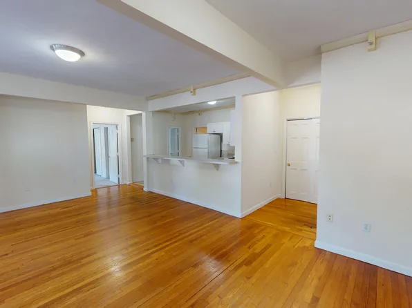 1405 Beacon St, Brookline, MA