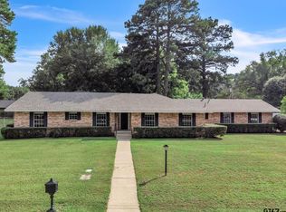 700 Emily Dr, Longview, TX 75601