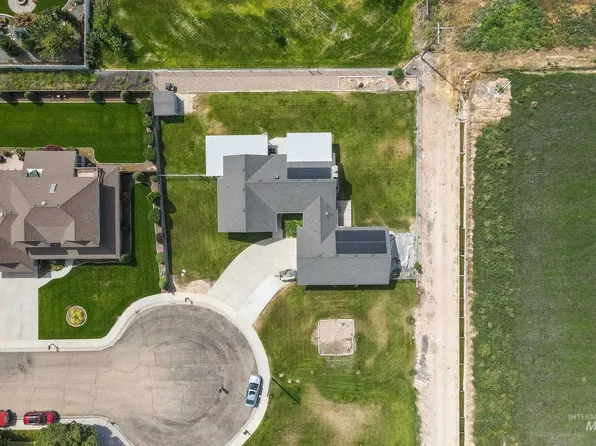 15233 Castle Way, Caldwell, ID 83607