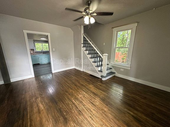 3rd image of 210 S Lange Ave