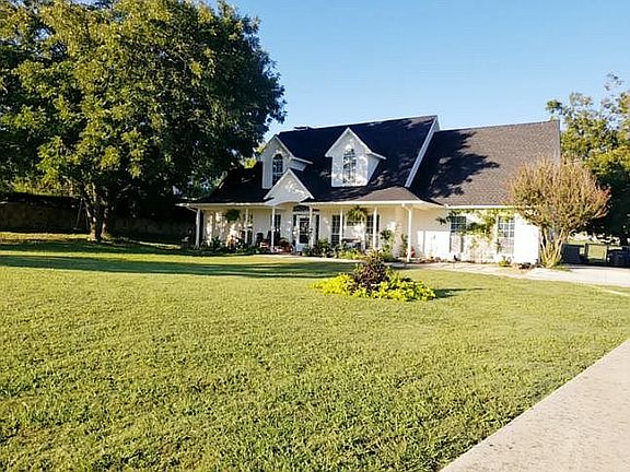 3rd image of 78 Trailridge Dr