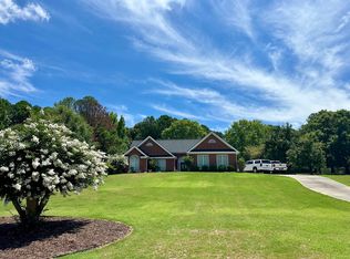 145 Castle Hl, Tyrone, GA 30290