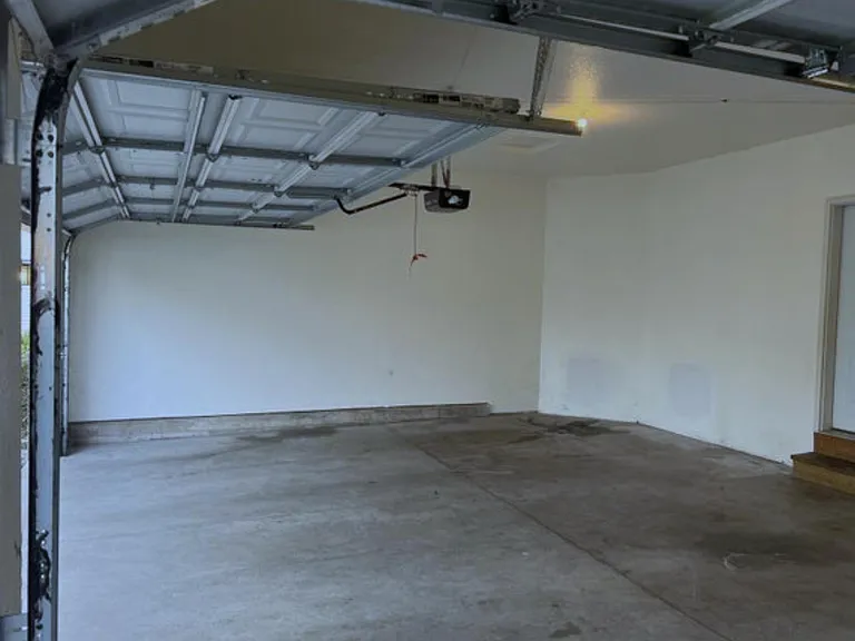 8413 Lobelia Ct — Photo 33