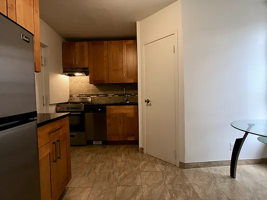 Rented by Sovereign Associates | media 10