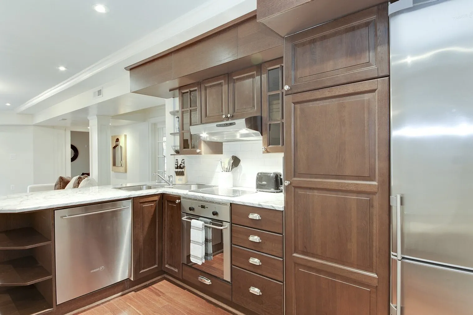 3 bed, 2.0 bath, $13,402 — Photo 3