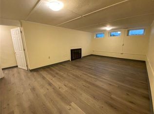 72 W 8th St, Bayonne, NJ 07002