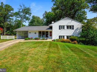 5504 Fontana Pl, Springfield, VA 22151