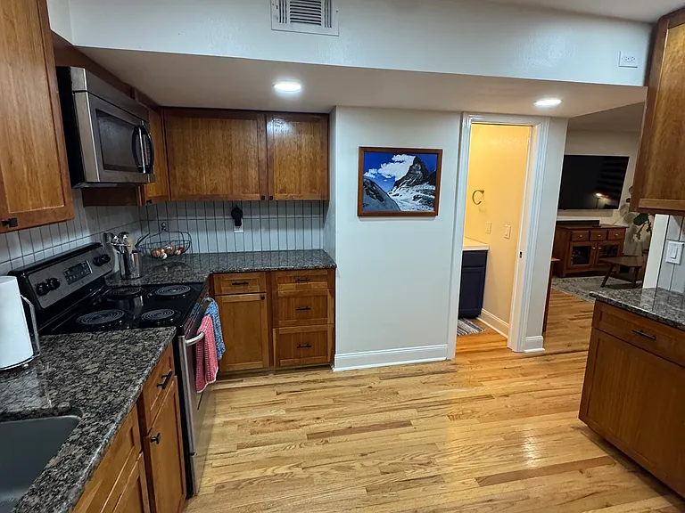 606 S Glen Ave #9 — Photo 17