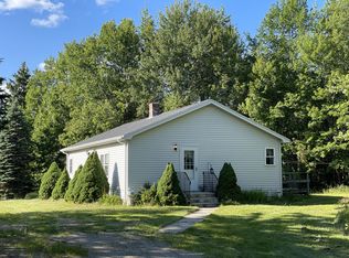 425 Kansas Rd, Milbridge, ME 04658