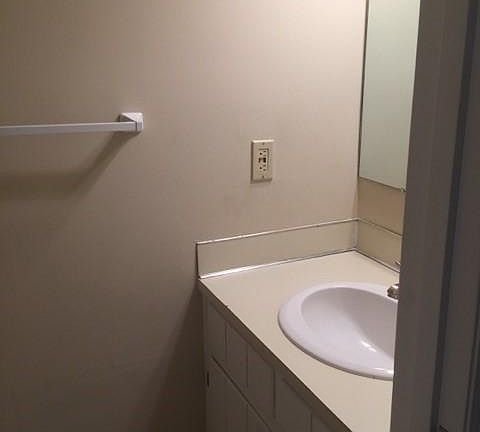 5th image of 106 Scales Pl APT M2