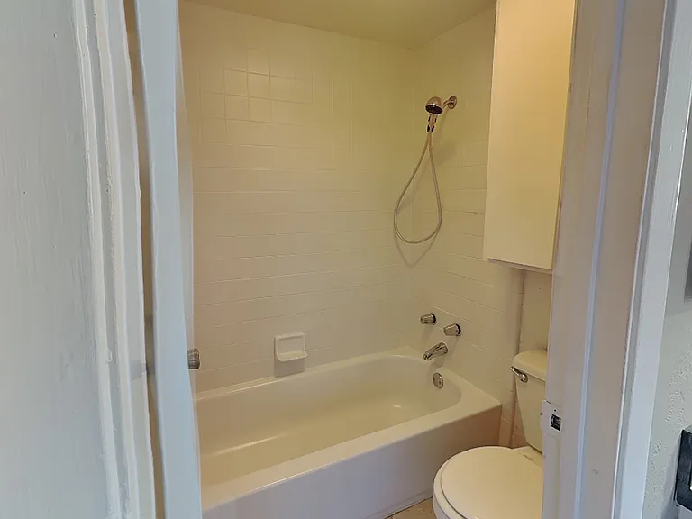 4900 El Campo Ave #6 — Photo 9