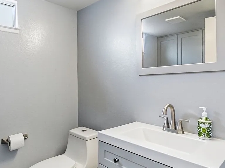 25280 Bay Ave — Photo 24