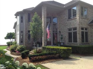 47750 Harbor Dr, Chesterfield, MI 48047