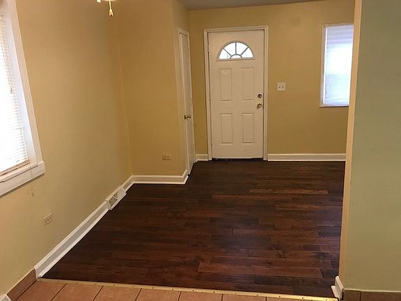 4th image of 6214 S Winchester Ave