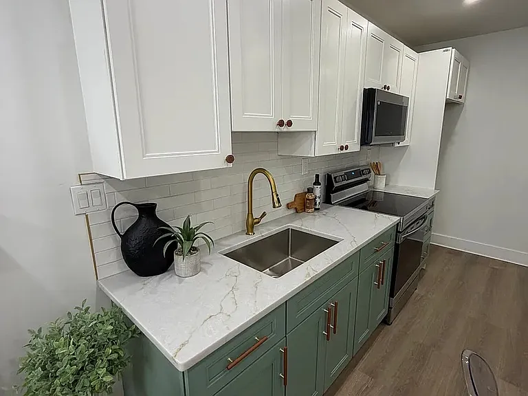 2619 Titan St — Photo 2