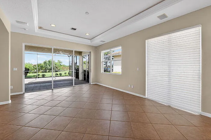 118 Padova Way — Photo 25