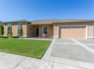 2966 Redrock Loop, Richland, WA 99354